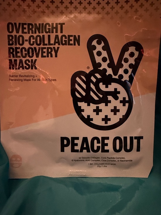 Other - Peace Out -Overnight Bio-Collagen Recovery Mask 
& Umidex - supermodel mask.